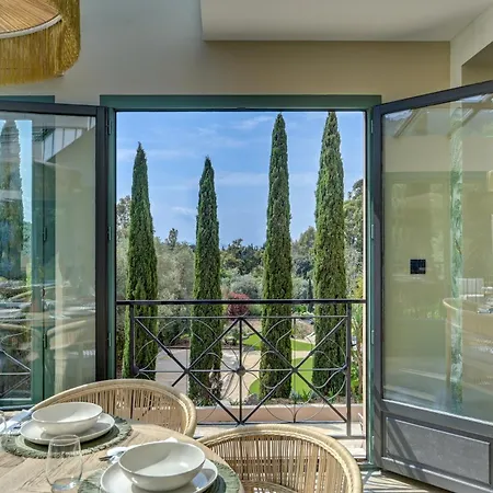 Chateau La Merienne ゲストハウス