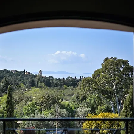 Chateau La Merienne Πανσιόν Le Lavandou